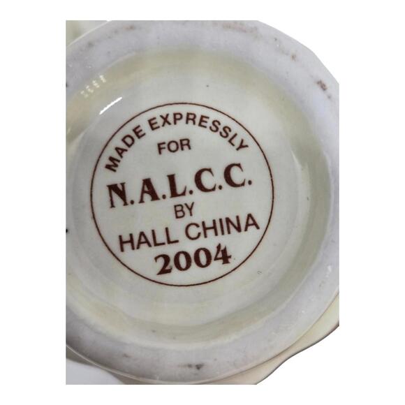 JEWEL TEA  AUTUMN LEAF FLUTED SALT AND PEPPER SHAKERS SET HALL CHINA 2004 NALCC - Picture 4 of 4